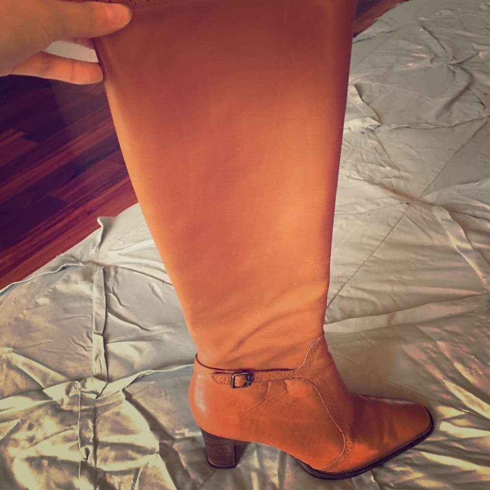 Antonio Melani heeled boots, size 8